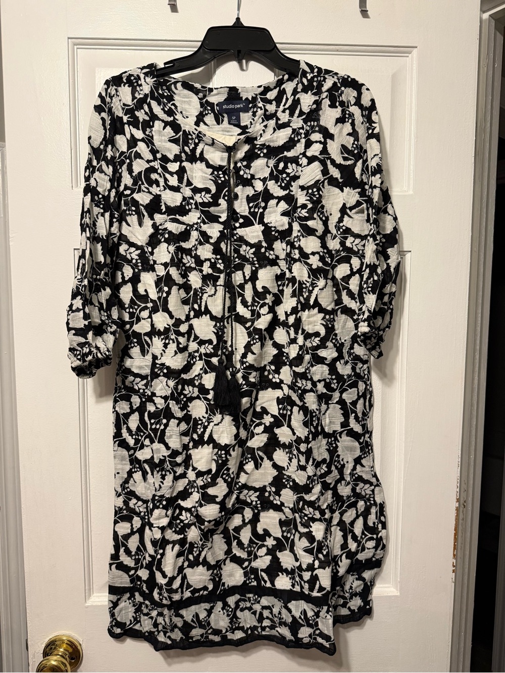 Studio Black and White Floral Maxi Dress with Tassel Tie. Size small petite
